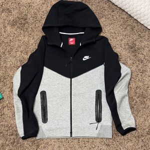 Nike Tech  Men's Two-Tone Hoodie